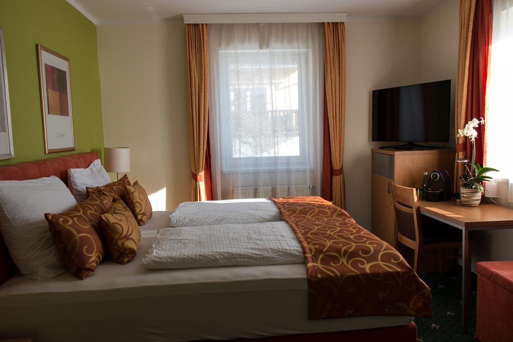 Hotel Kreuzwirt Engerwitzdorf Екстер'єр фото